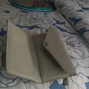 Michael kors brand new hardly used
